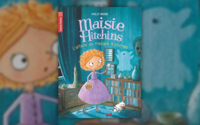 Holly Webb, Maisie Hitchins, L’affaire du masque à plumes